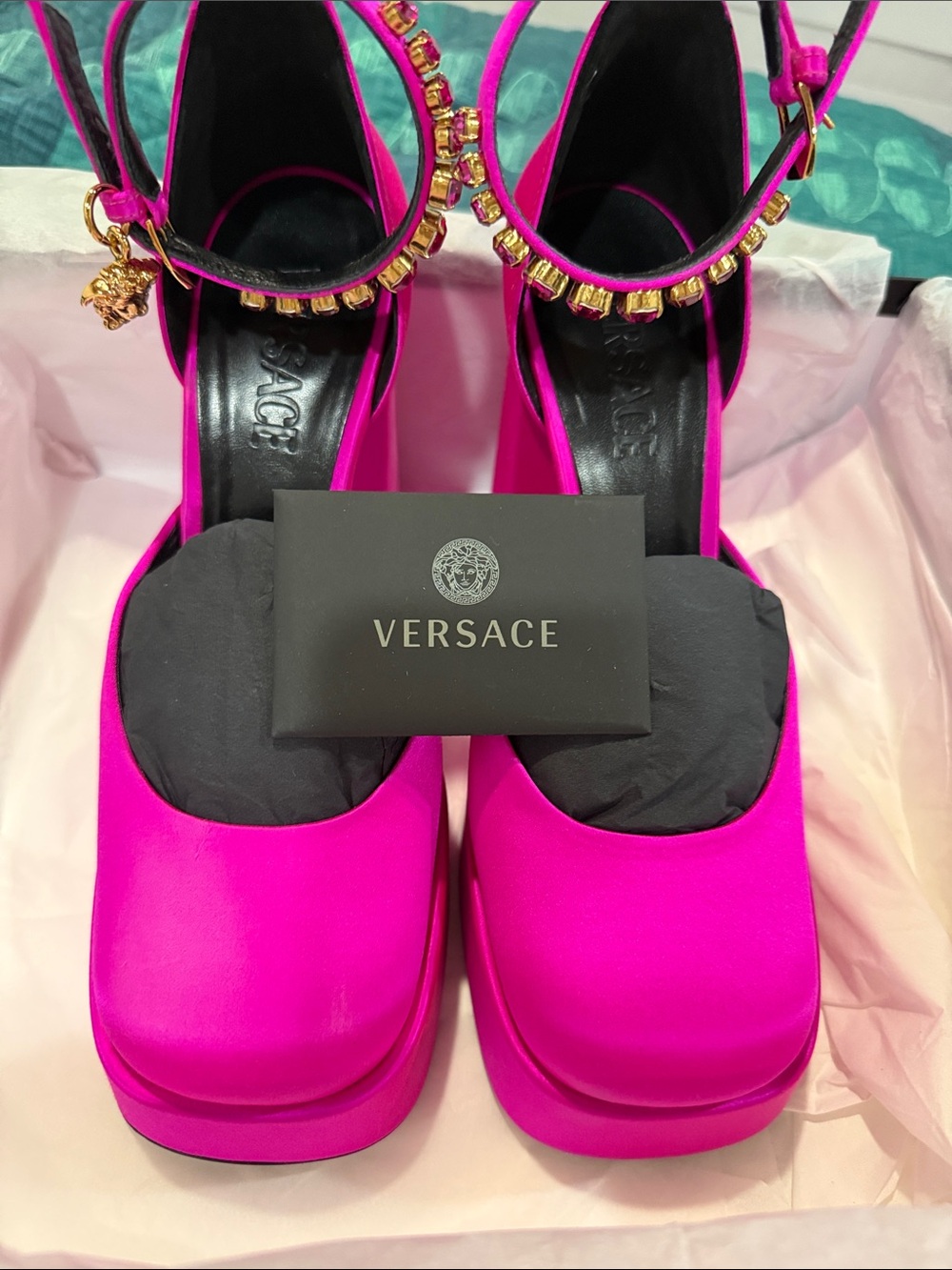 Versace medusa platform heels logo in box